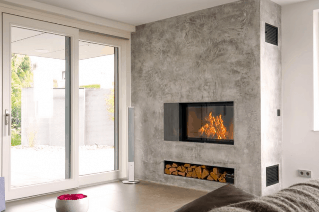 Edle Oberfläche an einem Kamin